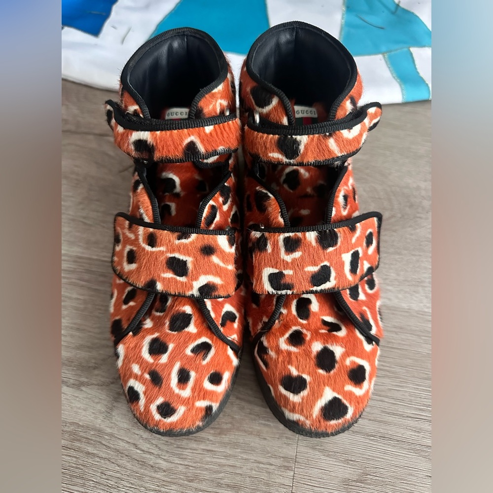 Gucci  boots Pony Hair Rust Color leo/nero size 31